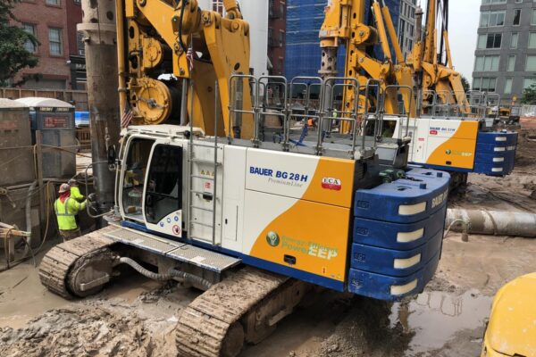BAUER BG 28H doing Kelly Drilling work.